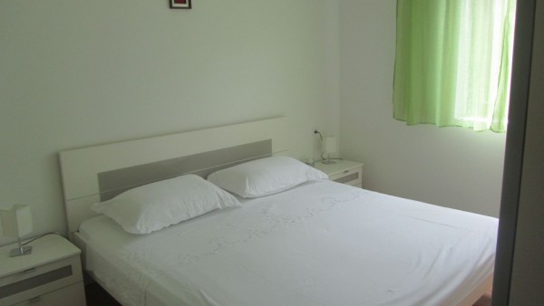 Ina app. 1 image 2