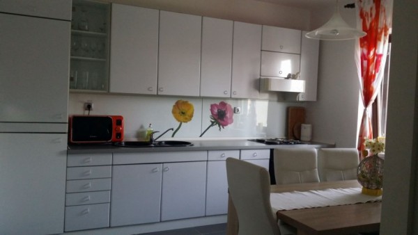 Ina app. 1 image 6