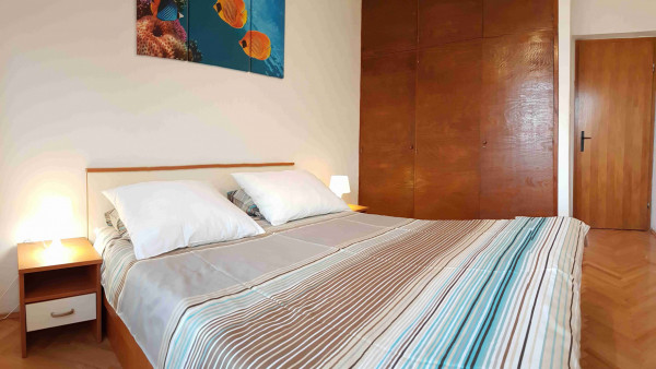 Apartman u centru Supetra blizu plaže image 12