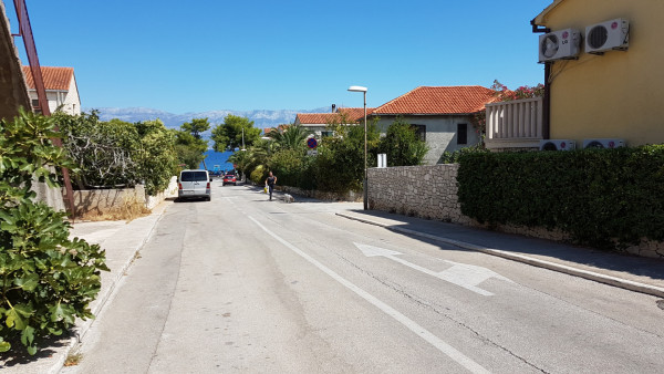 Apartman u centru Supetra blizu plaže image 21