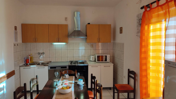 Family apartment island Ciovo image 4
