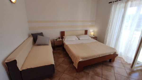 Family apartment island Ciovo image 8
