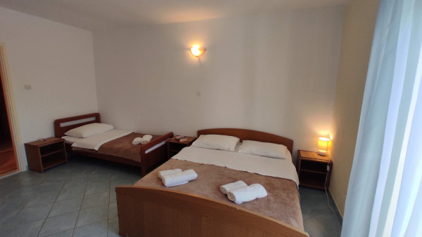 Family apartment island Ciovo image 12
