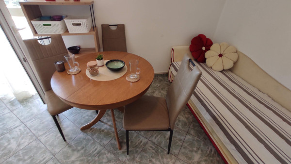  Studio apartman 2+1 island Ciovo | Slatine image 4