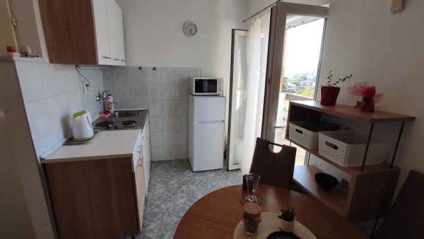 Studio apartman 2+1 island Ciovo | Slatine image 7