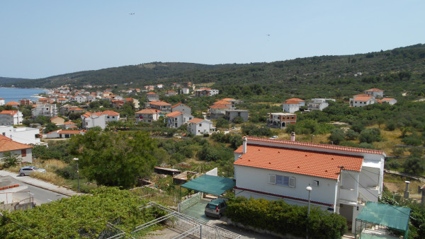  Studio apartman 2+1 island Ciovo | Slatine image 13