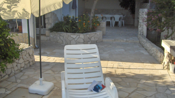  Studio apartman 2+1 island Ciovo | Slatine image 16