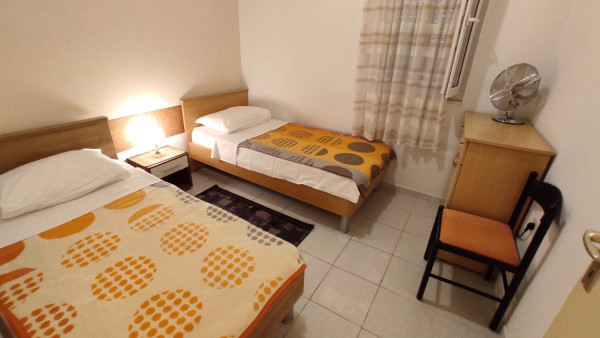  Studio apartman 2+1 island Ciovo | Slatine image 27