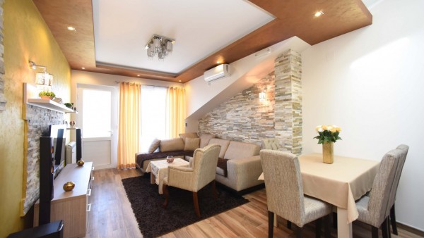 Apartman sa 4 ležaja - Br.12 image 1