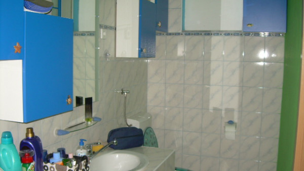 Attractive apartment D image 7