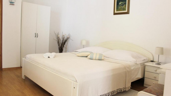 Apartman sa terasom image 3