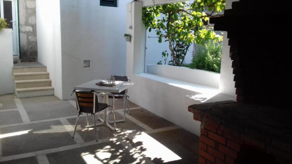 Apartman sa terasom image 8